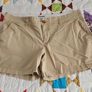 3/$18 Old Navy Women's Khaki Shorts